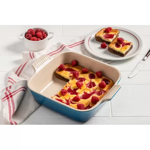 imageLe Creuset Stoneware 4 PC Heritage Bakeware Set OysterMarseille