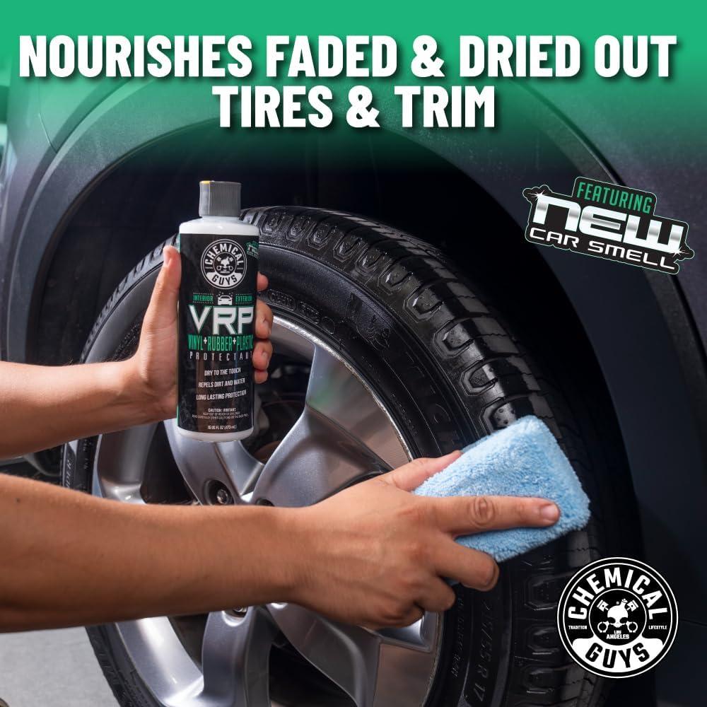 imageChemical Guys Chemical Guys New Car Kit with VRP Total Interior New Car Scent Air Freshener 316 fl oz  3 Towels  Ideal for Car Care ampamp Detailing  HOL462