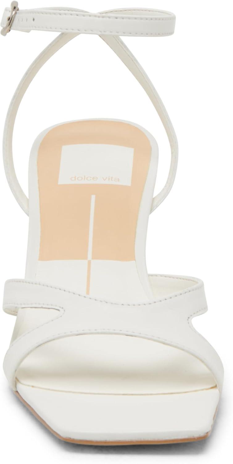 imageDolce Vita womens BeckiTrue White