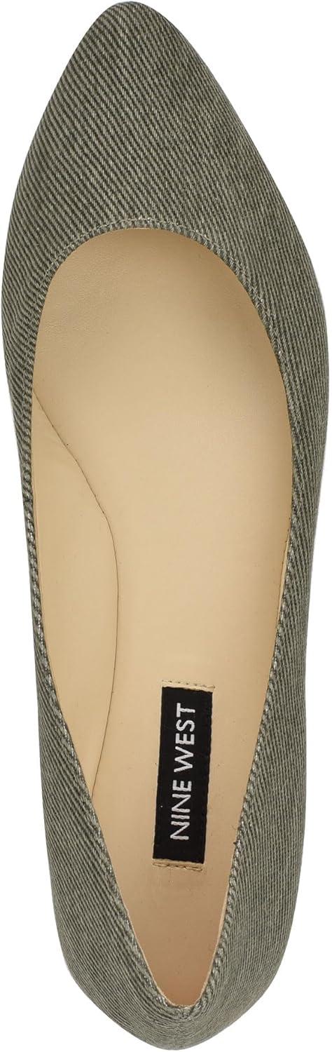 imageNINE WEST Womens FlatsDark Olive 301