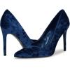 imageNine West Womens Fresh PumpDark Blue Velvet 400
