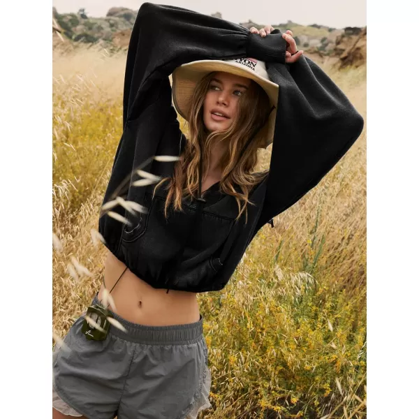 CHARTOU Women's Half Zip Pullover Hoodie Casual Kangaroo Pocket Crop Sweatshirt Tops