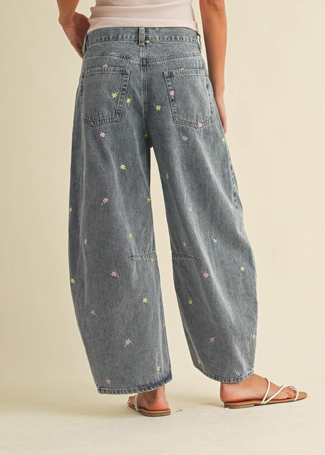 imageCHARTOU Women Embroidered Barrel Jeans Floral Baggy Jeans Loose Mid Rise Wide Leg Denim Pants with PocketsLight Blue