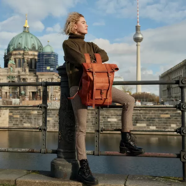 imageBERLINER BAGS Vintage Leather Backpack Leeds Large Waterproof Bookbag for Men and Women  BrownBrown M