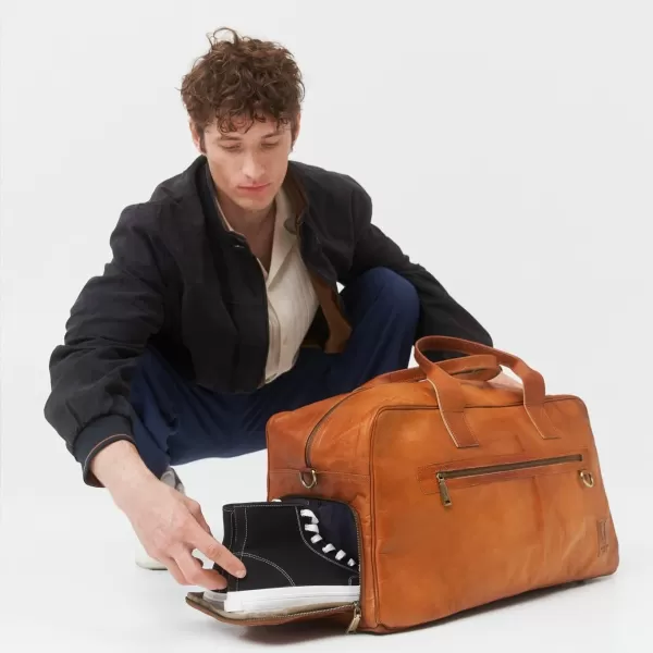 imageBerliner Bags Vintage Leather Duffle Bag Austin XL with Shoe Compartment for Travel or the Gym Overnight Bag for Men and Women  BrownBrown XL