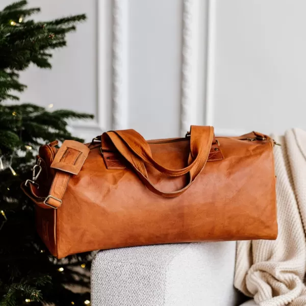 imageBerliner Bags Vintage Leather Duffle Bag Oslo with Shoe Compartment for Travel or the Gym Overnight Bag for Men and Women  BrownCognac
