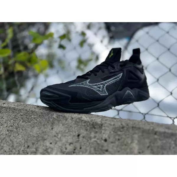 Mizuno Men's Wave Momentum 3 Volleyball Shoe