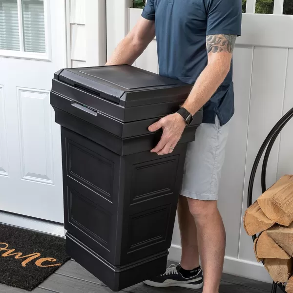 Step2 Atherton Onyx Black 30-Gallon Indoor/Outdoor Trash Can with Removable Lid