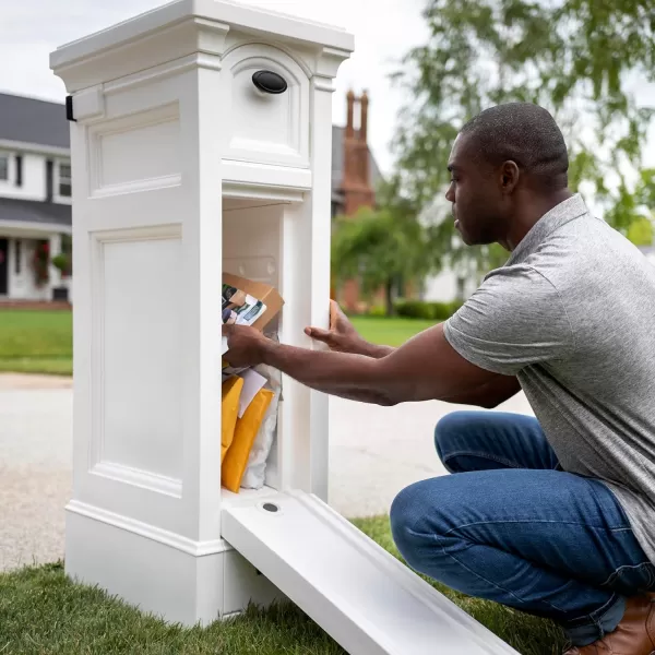 Step2 Atherton Reserve Storage Mailbox - Classic White