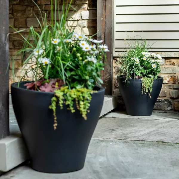Step2 Fernway Planter, Outside All-Weather Endurance Planter, Indoor Outdoor Large Flower Pot, Patio Garden or Front Porch Decor, Onyx Black, 1-Pack